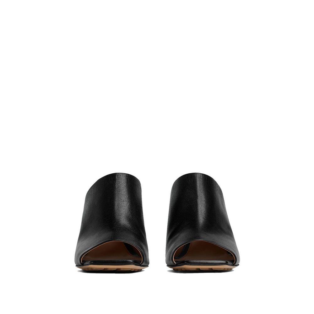 Mules in pelle di agnello nera Bottega Veneta