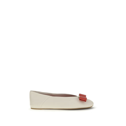 Ferragamo White Calf Leather Ballet Flats