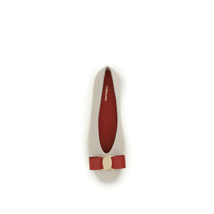 Ballerine Ferragamo in pelle di vitello bianca Bos Taurus