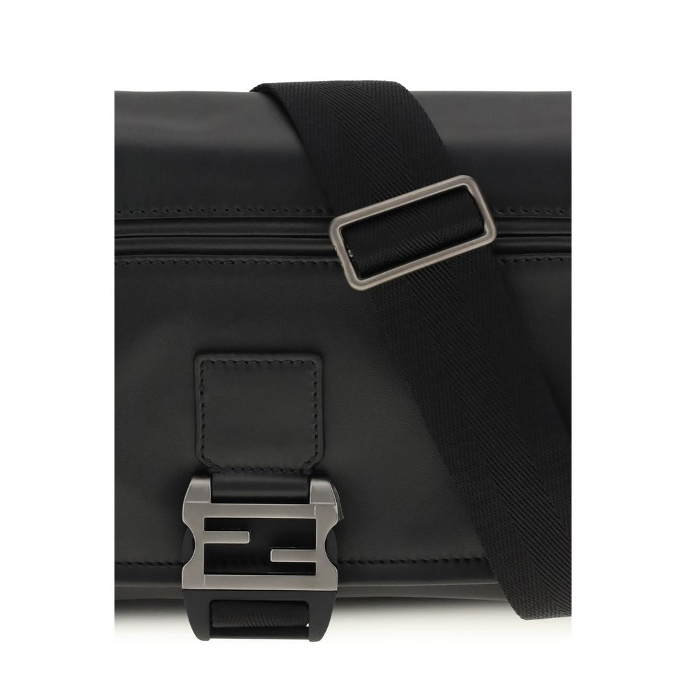Sac porté épaule Fendi en cuir de veau noir Bos Taurus