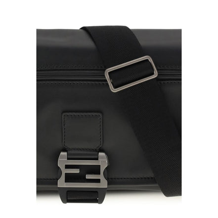Sac porté épaule Fendi en cuir de veau noir Bos Taurus