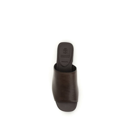 Brunello Cucinelli Mules en cuir de veau marron Bos Taurus