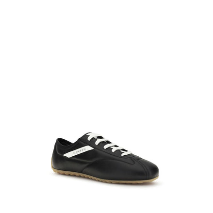 Baskets basses Alexander McQueen en cuir de veau noir Bos Taurus