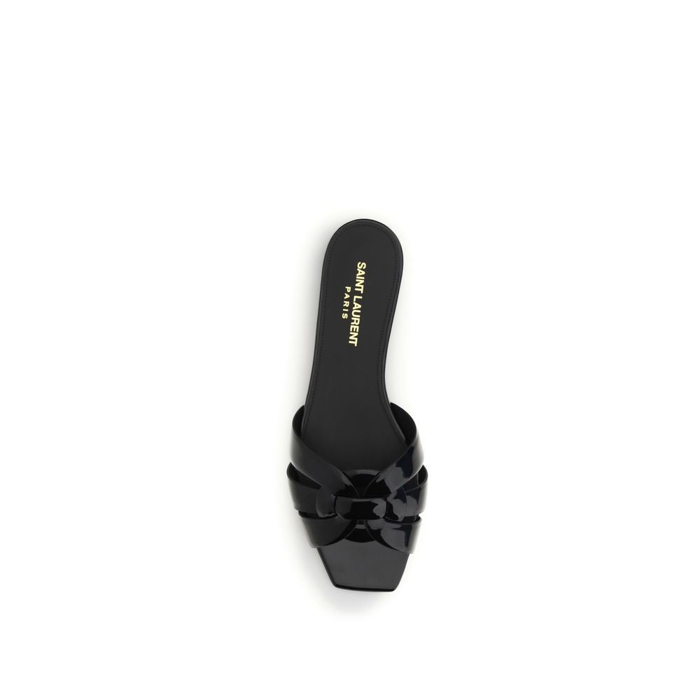 Sandali piatti Saint Laurent in pelle di vitello nera