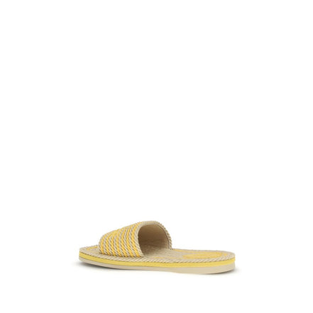 Chloé Beige Lamb Flat Sandals