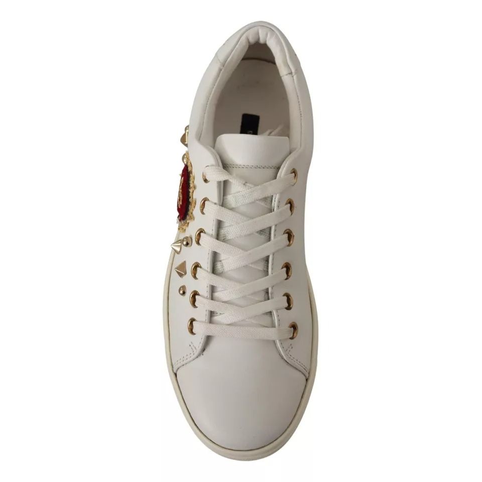 Dolce & Gabbana Scarpe da Ginnastica in Pelle Bianca con Cuori Dorati e Rossi