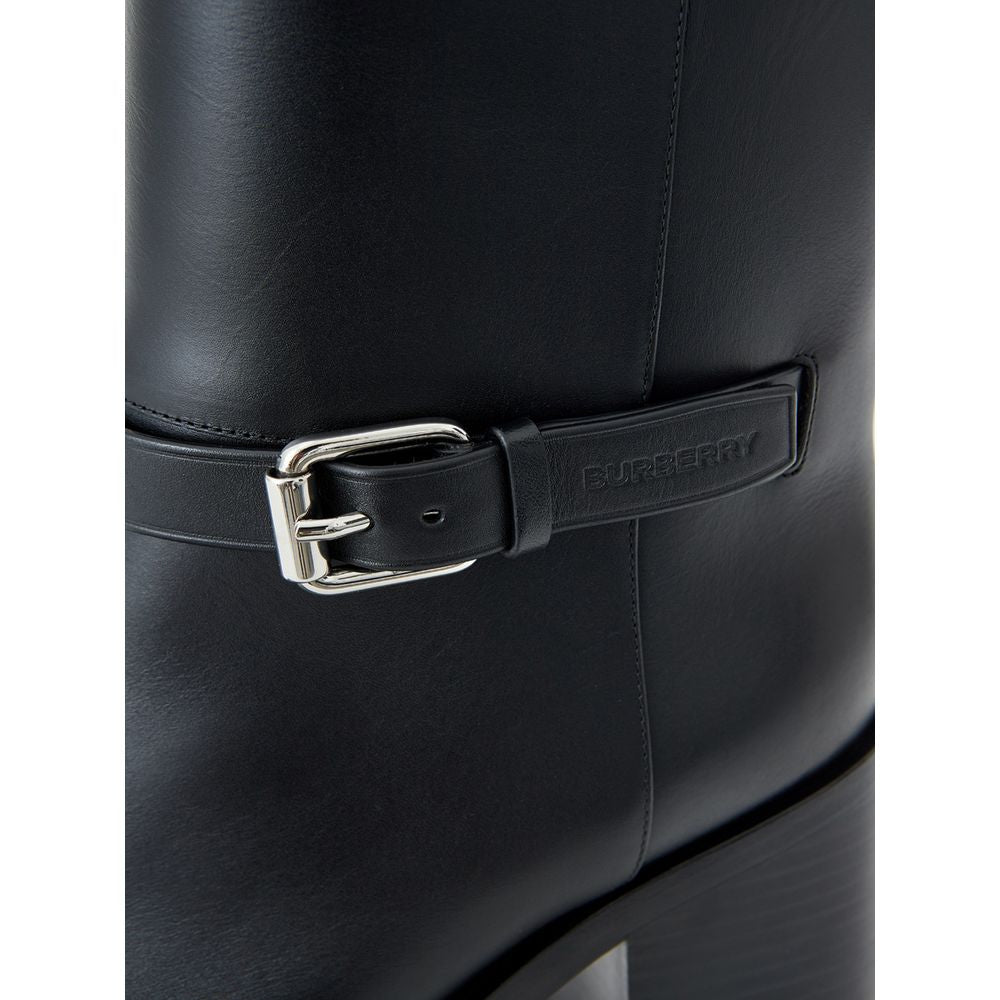 Stivaletti Burberry in pelle nera