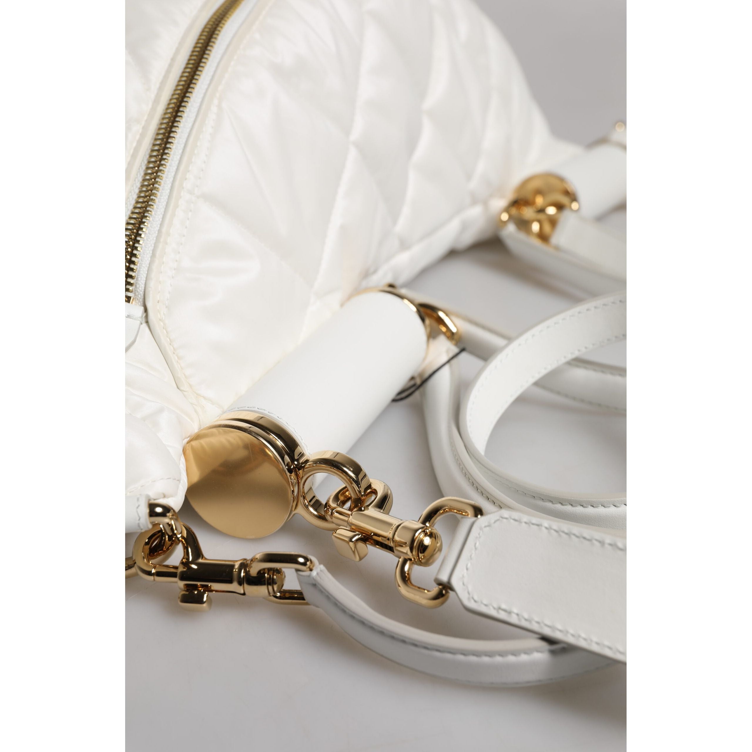 Sac banane Dolce & Gabbana matelassé blanc avec plaque logo