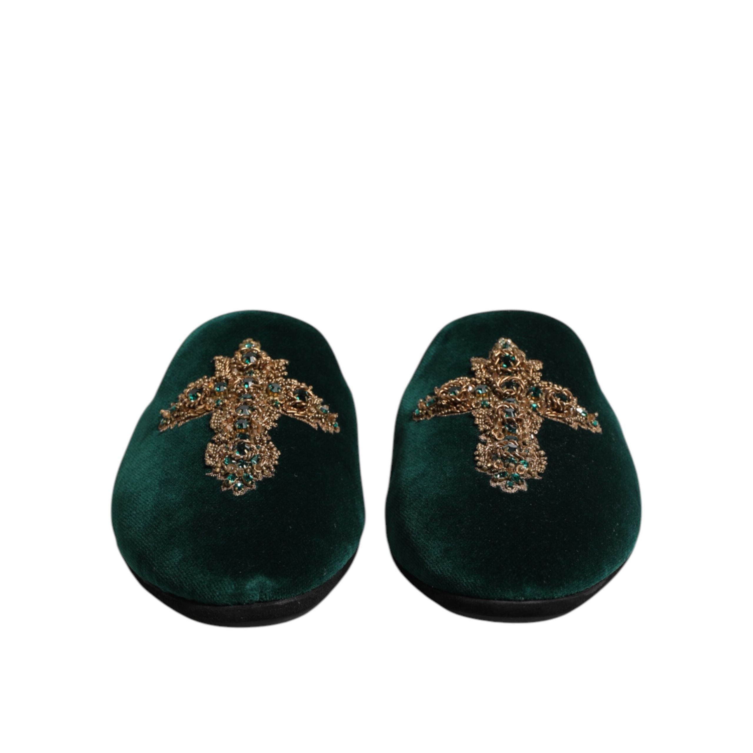 Chaussures mules en velours vert Dolce & Gabbana ornées d'une croix