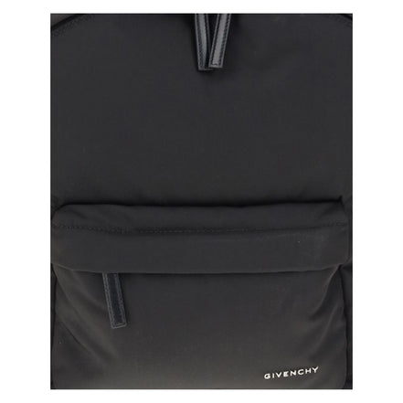 Zaino Givenchy in poliammide nero