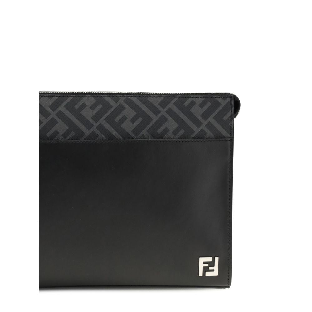 Fendi Borsa Clutch in Pelle di Vitello Nera Bos Taurus