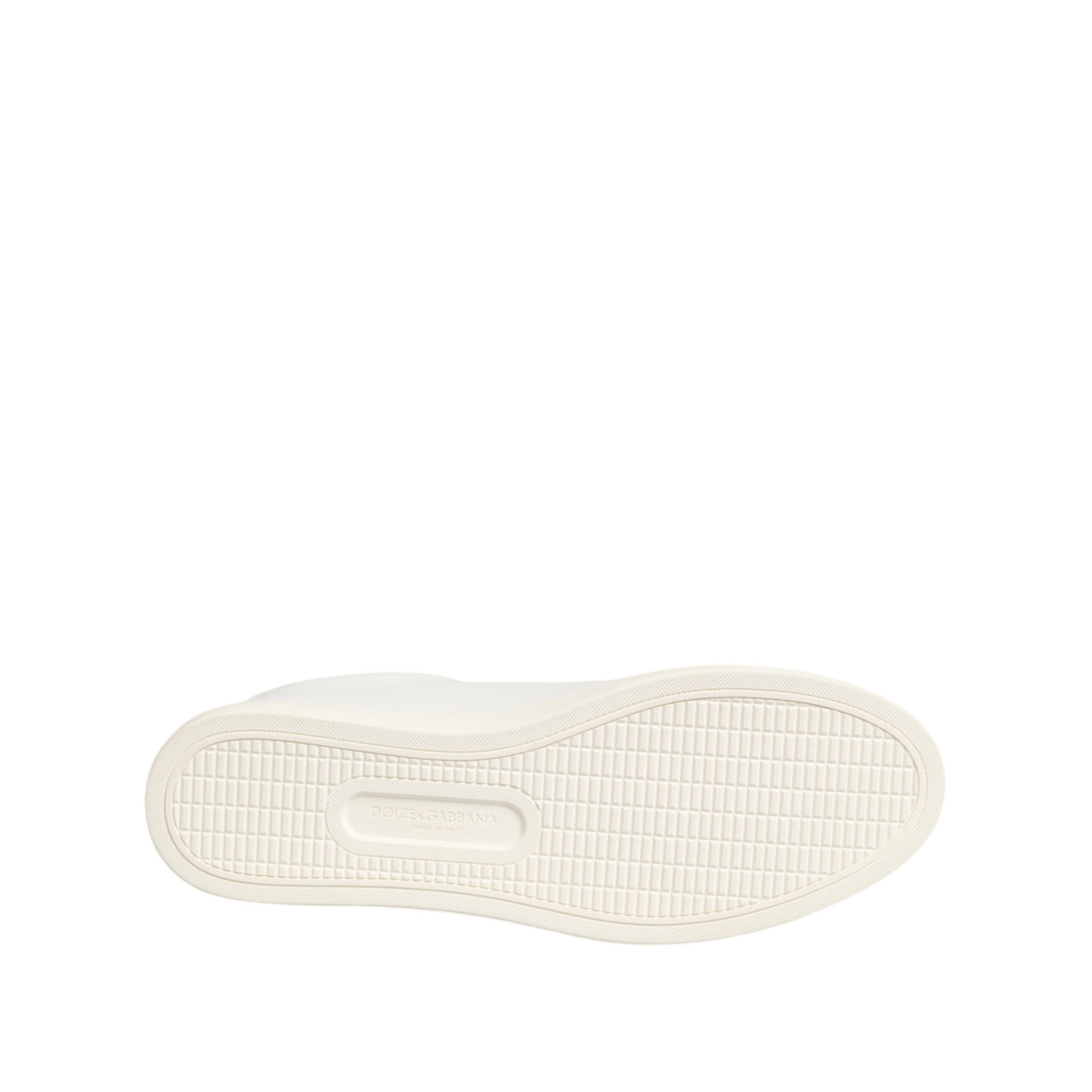 Chaussures basses Dolce & Gabbana en cuir blanc à broderie rose