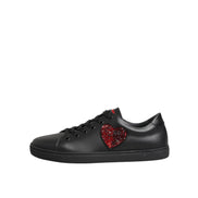 Sneakers basse Dolce & Gabbana in pelle nera con cuore di cristallo