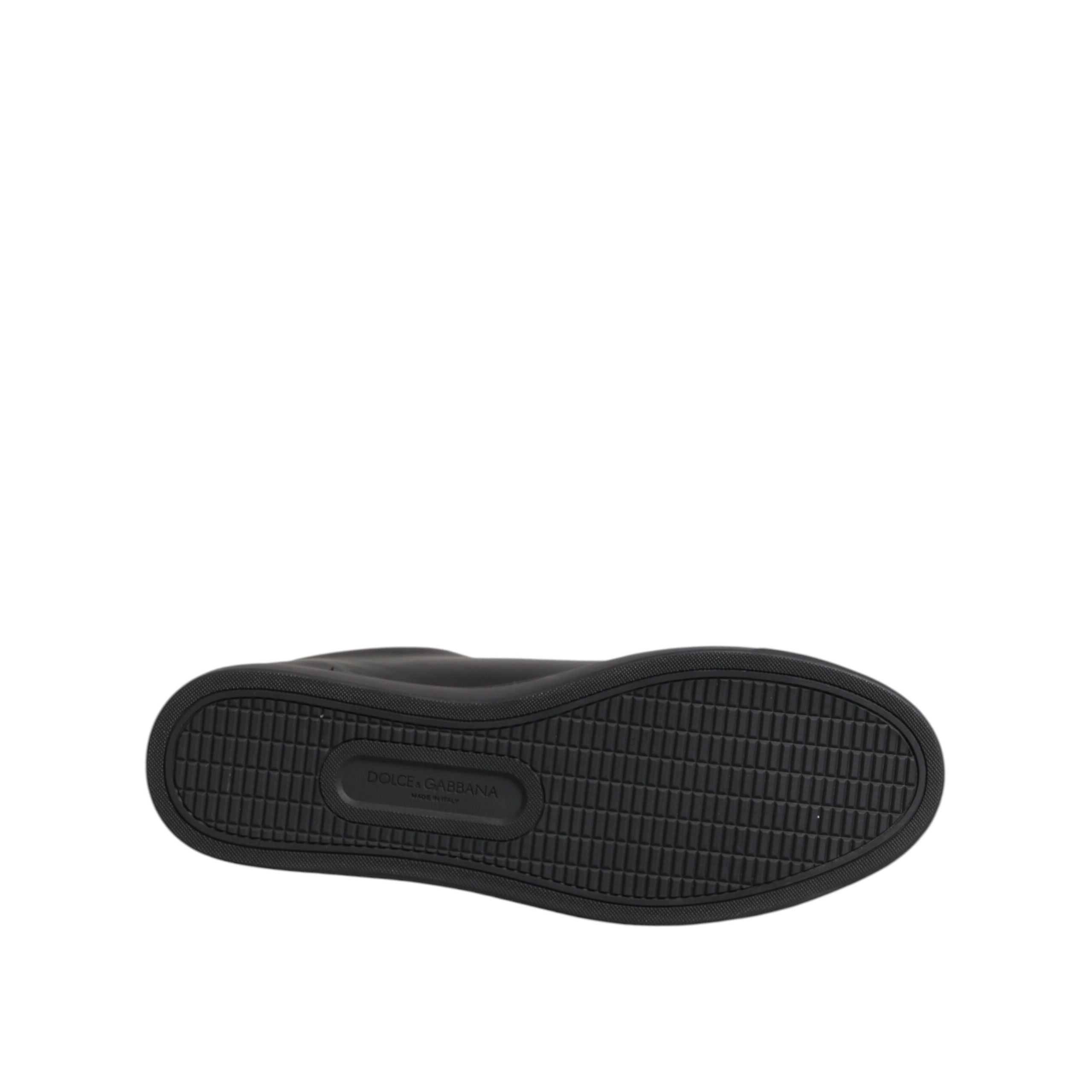Sneakers basse Dolce & Gabbana in pelle nera con cuore di cristallo