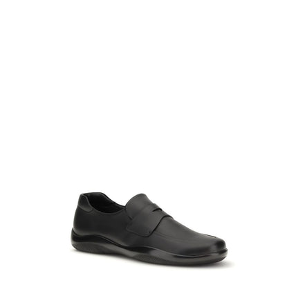 Mocassini slip-on Prada in pelle di vitello nera Bos Taurus