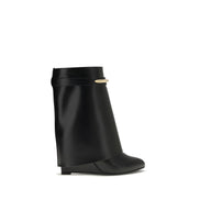 Givenchy Bottines en cuir de veau noir Bos Taurus