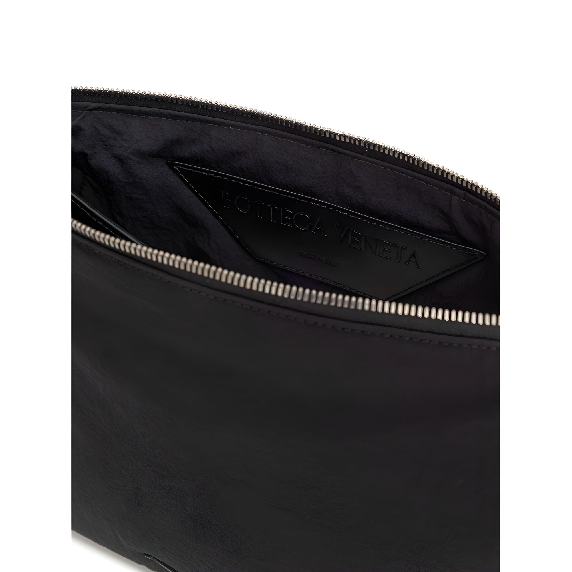 Pochette Bottega Veneta en nylon noir