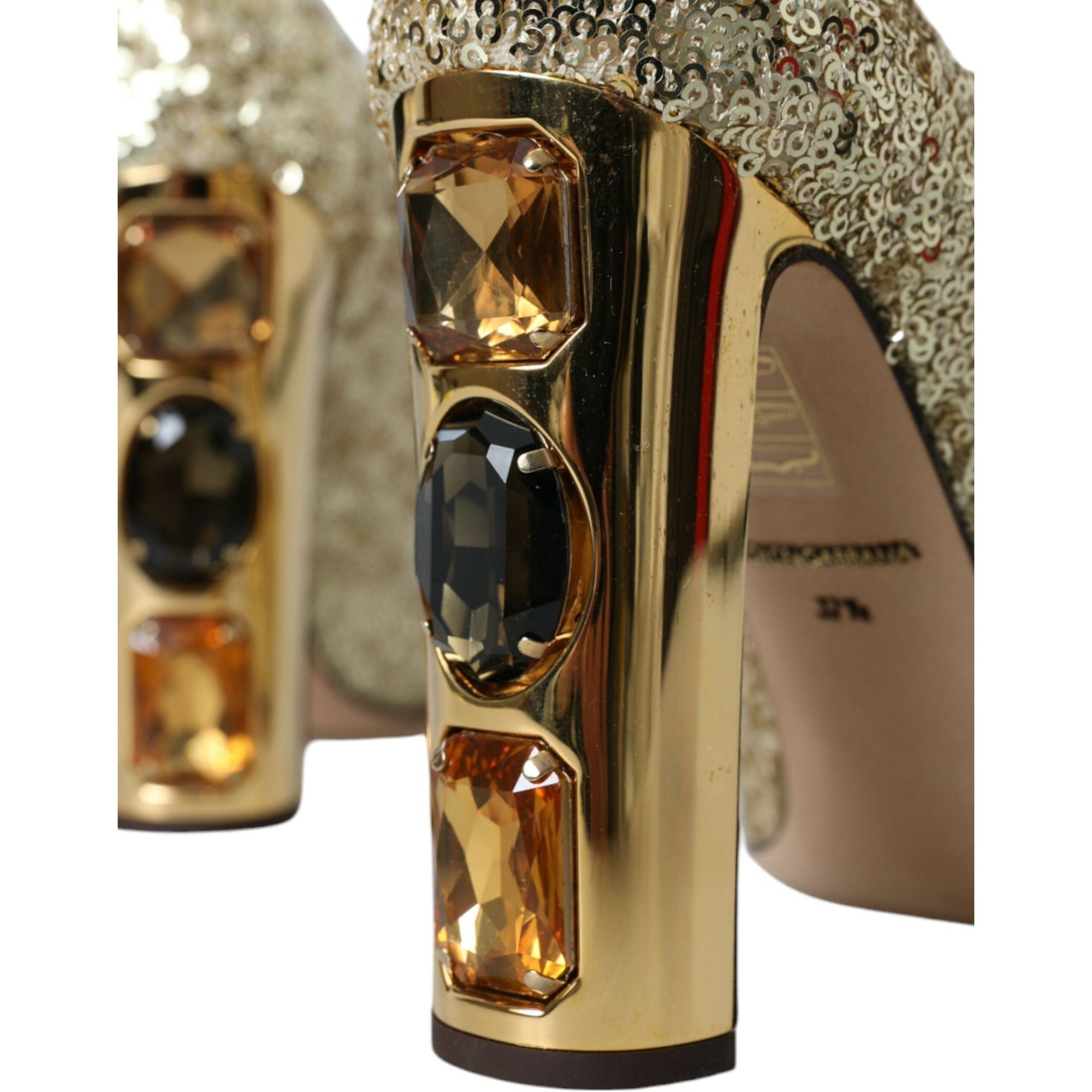 Escarpins Dolce & Gabbana en paillettes dorées et cristaux